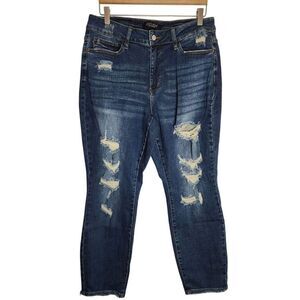 Judy Blue Jeans Women's 14W Boyfriend Fit Distressed‎ Raw Hem Denim